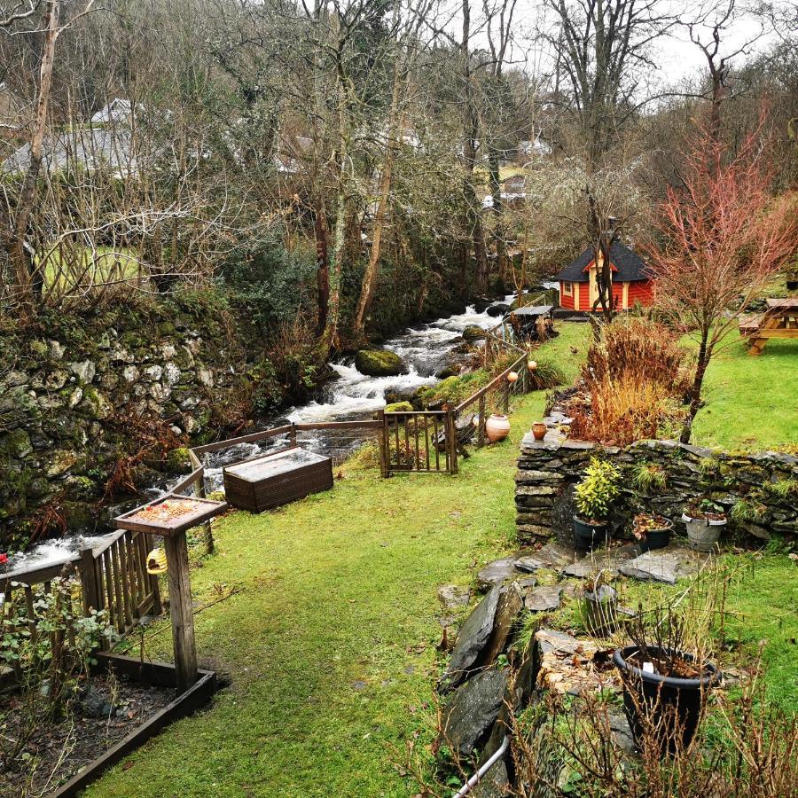 Rooms By The River At Glan Aber Cynwyd Exterior foto