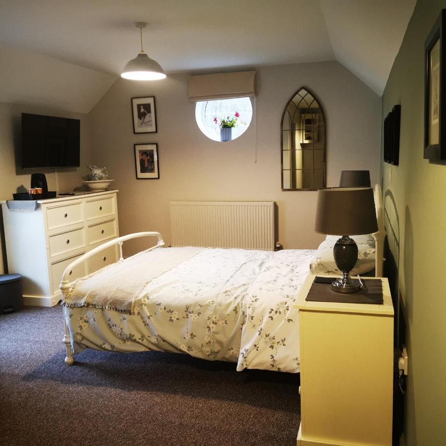 Rooms By The River At Glan Aber Cynwyd Exterior foto